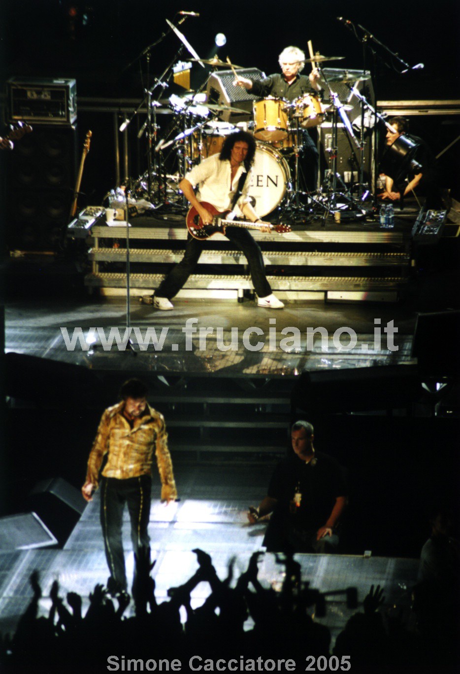 Paul sulla passerella, Brian e Roger sul palco principale